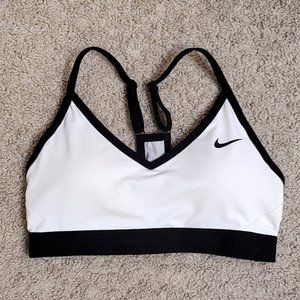 Nike sports bra S